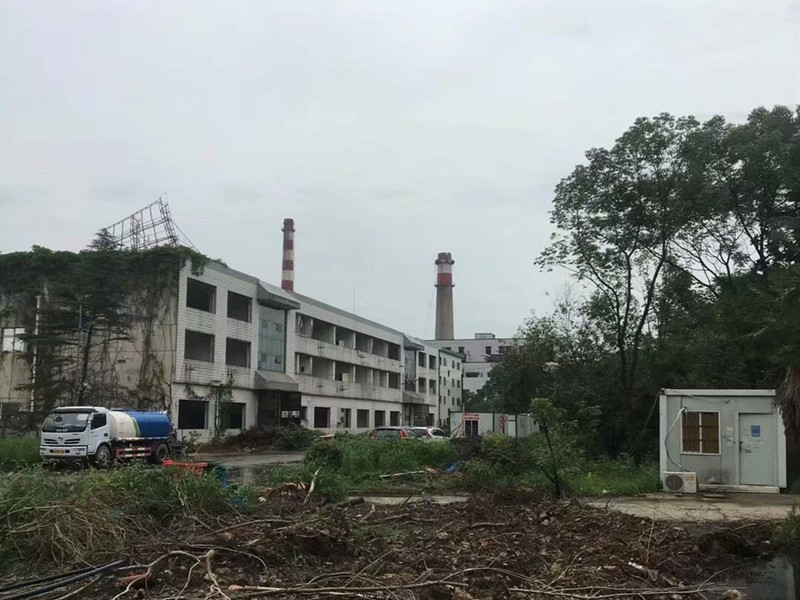烟囱拆除